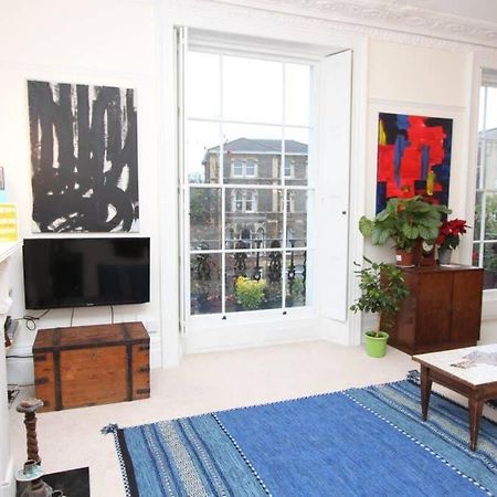 Stunning Arty Apartment In The Heart Of Clifton Bristol Dış mekan fotoğraf