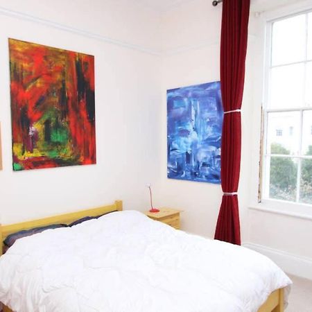 Stunning Arty Apartment In The Heart Of Clifton Bristol Dış mekan fotoğraf