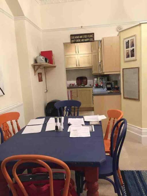 Stunning Arty Apartment In The Heart Of Clifton Bristol Dış mekan fotoğraf